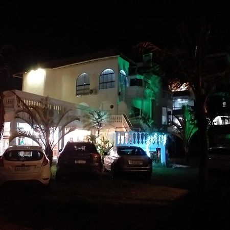 Czaritza Apart Hotel Bombinhas Extérieur photo